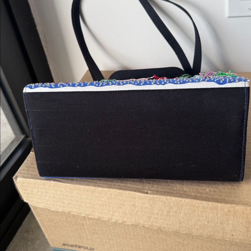 Berek whimsical Holiday handbag. - Picture 6 of 9